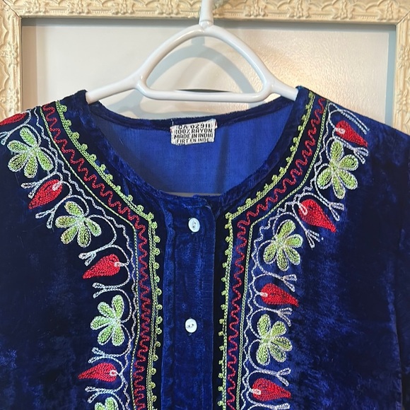 Rare Vintage 1970’s India Crushed Velvet Rayon Embroidered Blue Kaftan Maxi - Picture 2 of 16